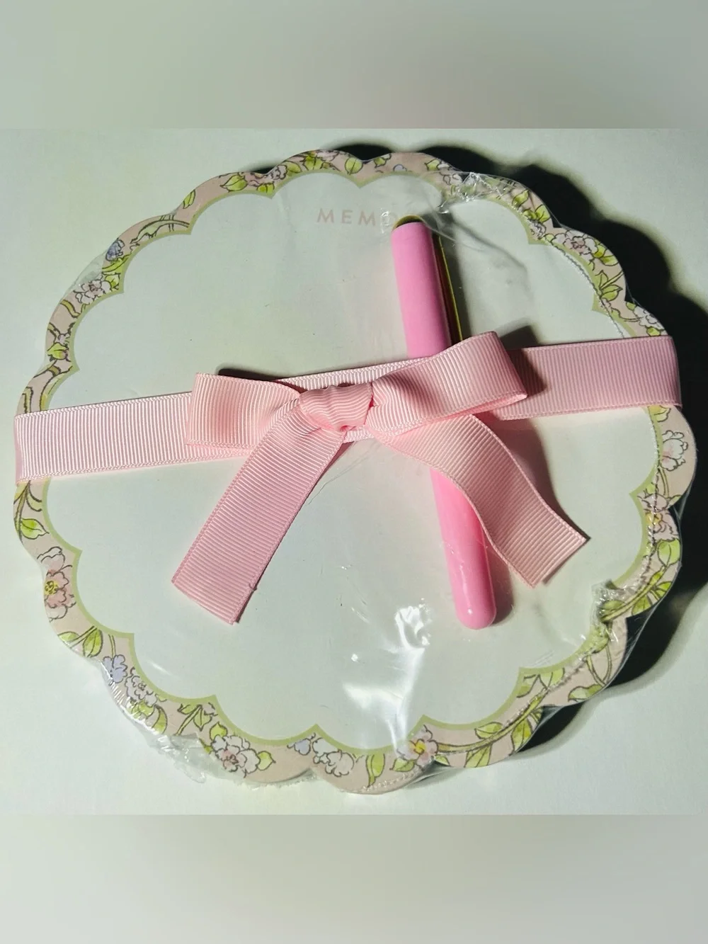 New OCS Designs Blushing Bloom Scalloped Notepad Pink Ribbon 100 Sheets Pink Pen